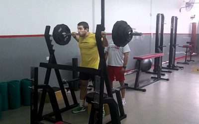 Entrenamiento de fuerza: Sentadilla en cajon 150k, Rugby