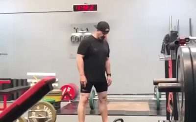 @arielcouceirogo0 KETTLEBELL SWING HARD STYLE: . . . Popularizado por Pavel Tsa…